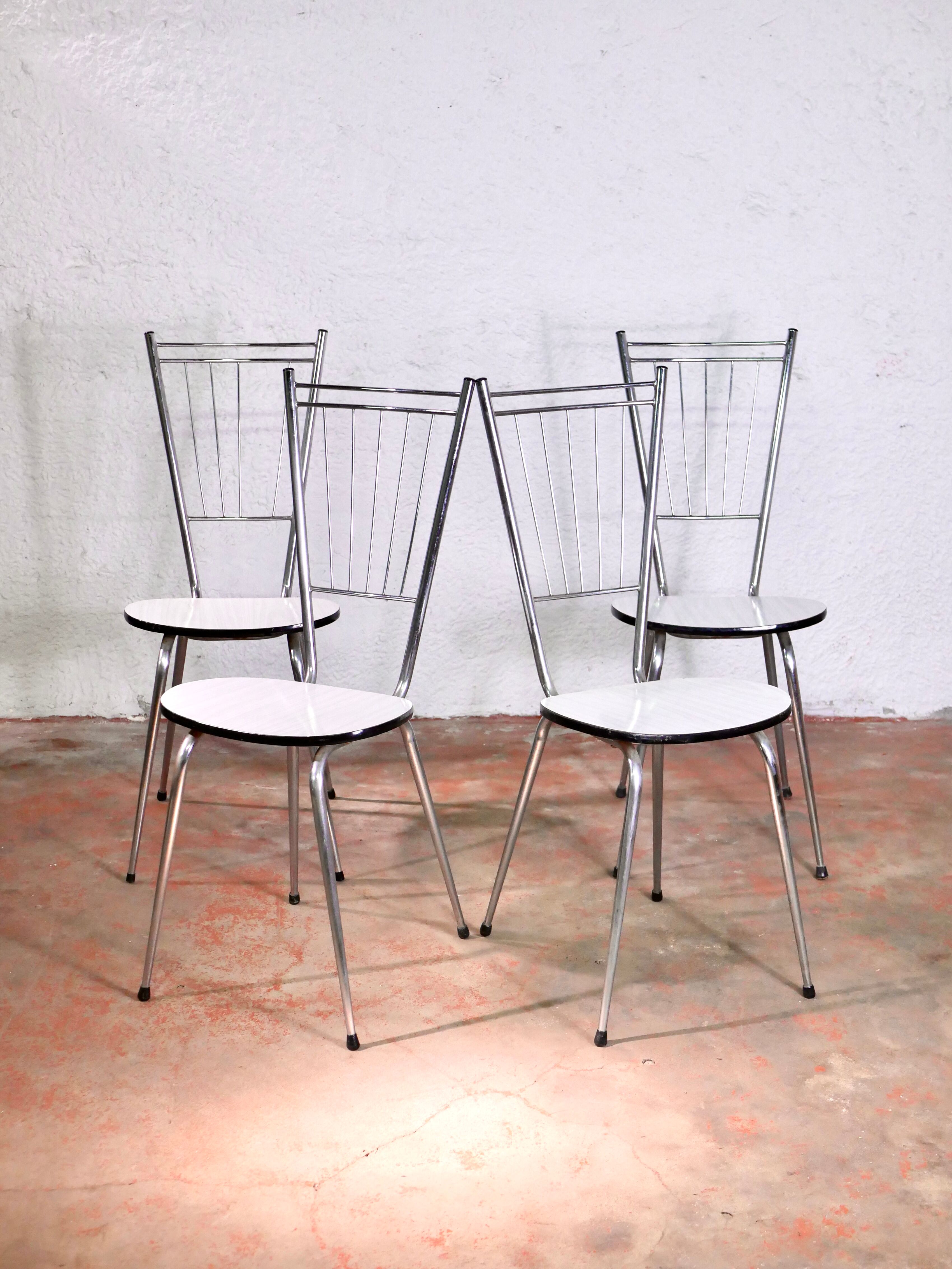 Series of 4 formica chairs