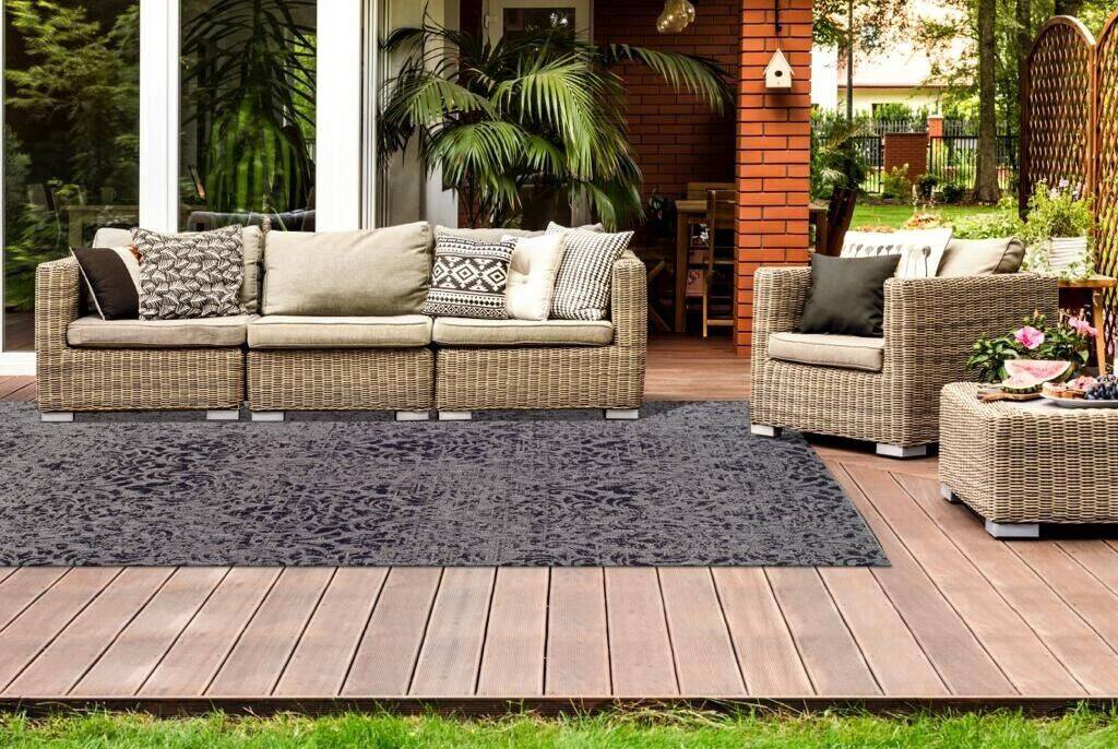 Tapis de maison gris
