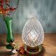 Lampe à poser globe vintage en verre ciselé