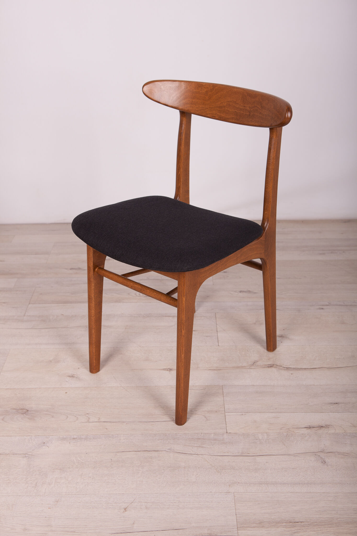 Model 200-190 Dining Chairs by Rajmund Teofil Hałas, 1960s, Set of 4