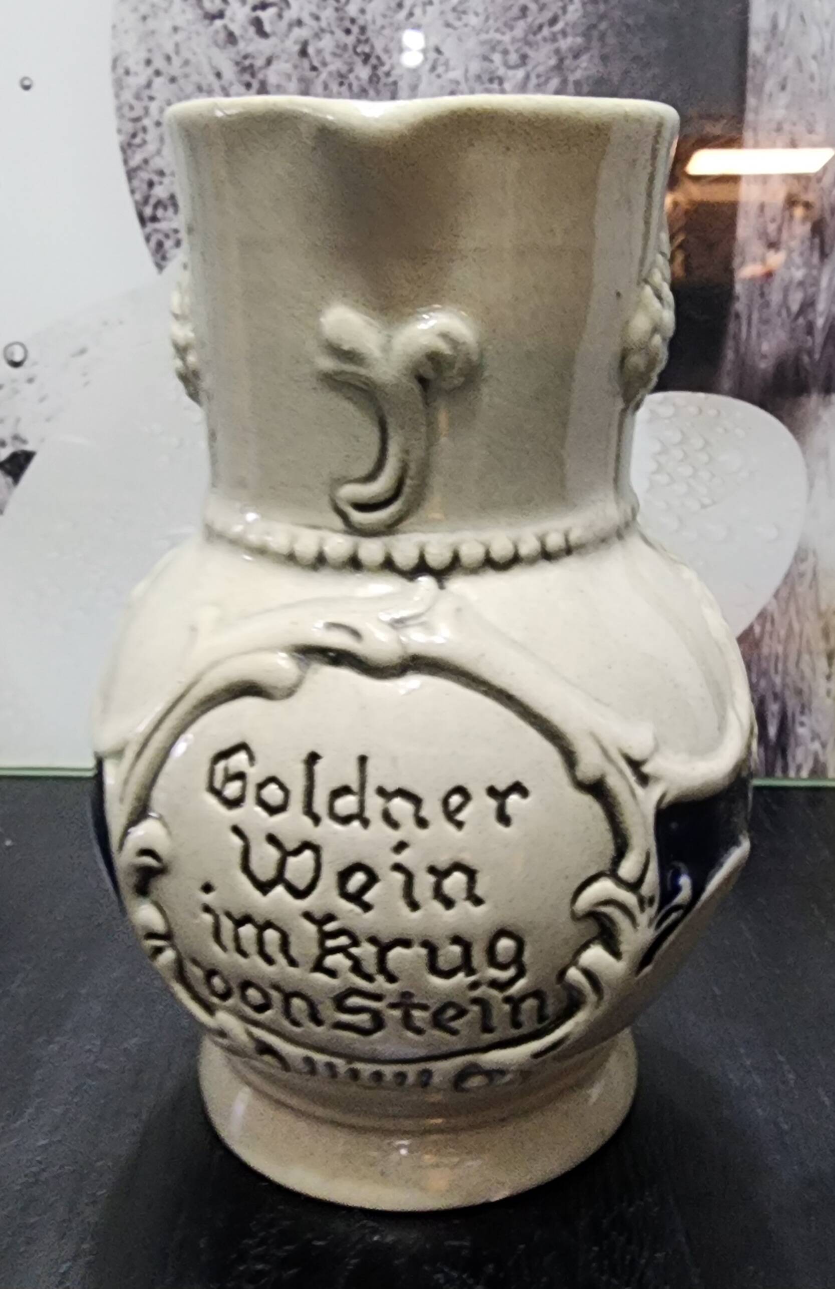 Vintage wine jug in German Westerwald stoneware 1/4L — "golden wine..."