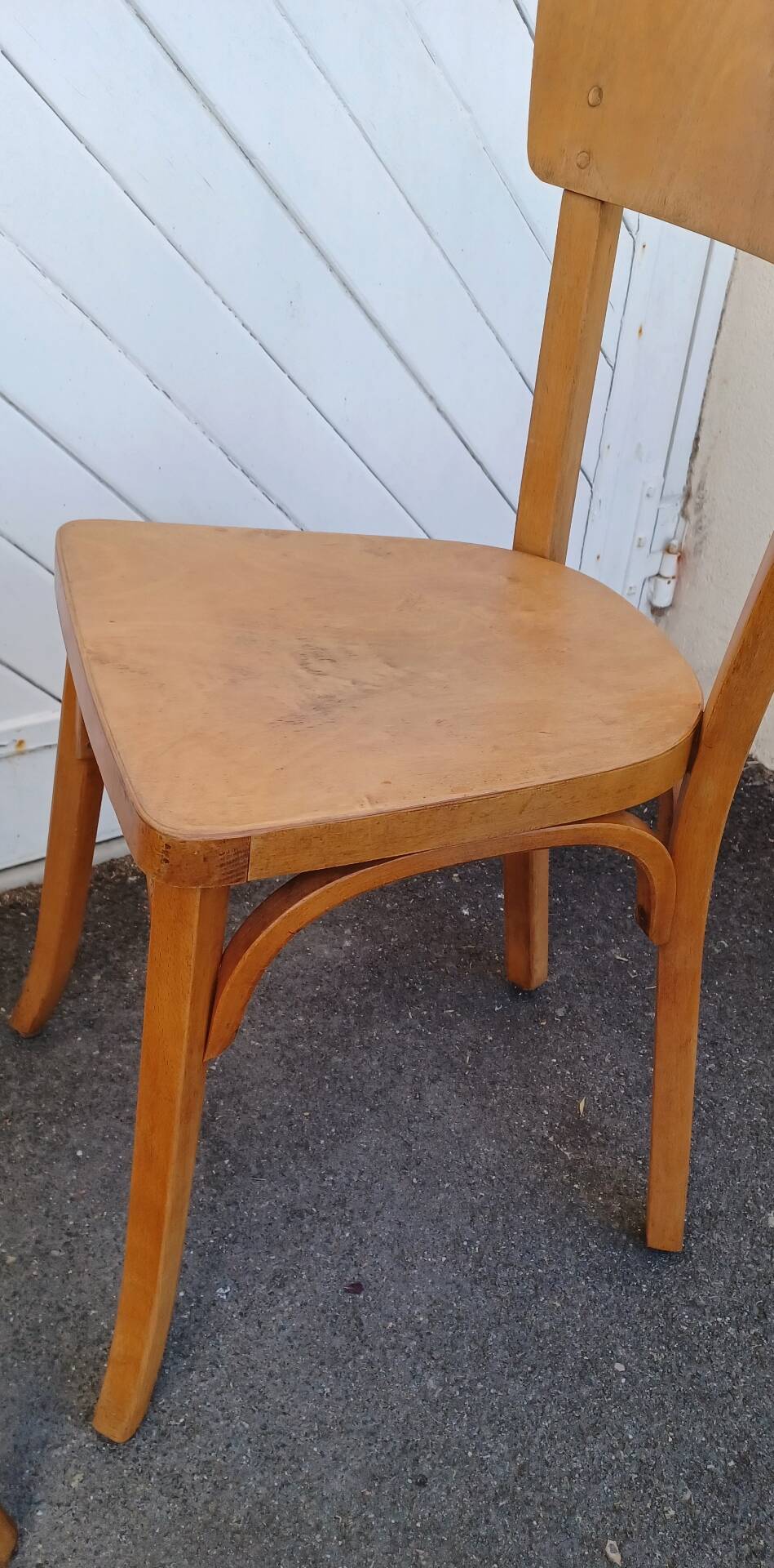 Paire de chaises bistrot Baumann