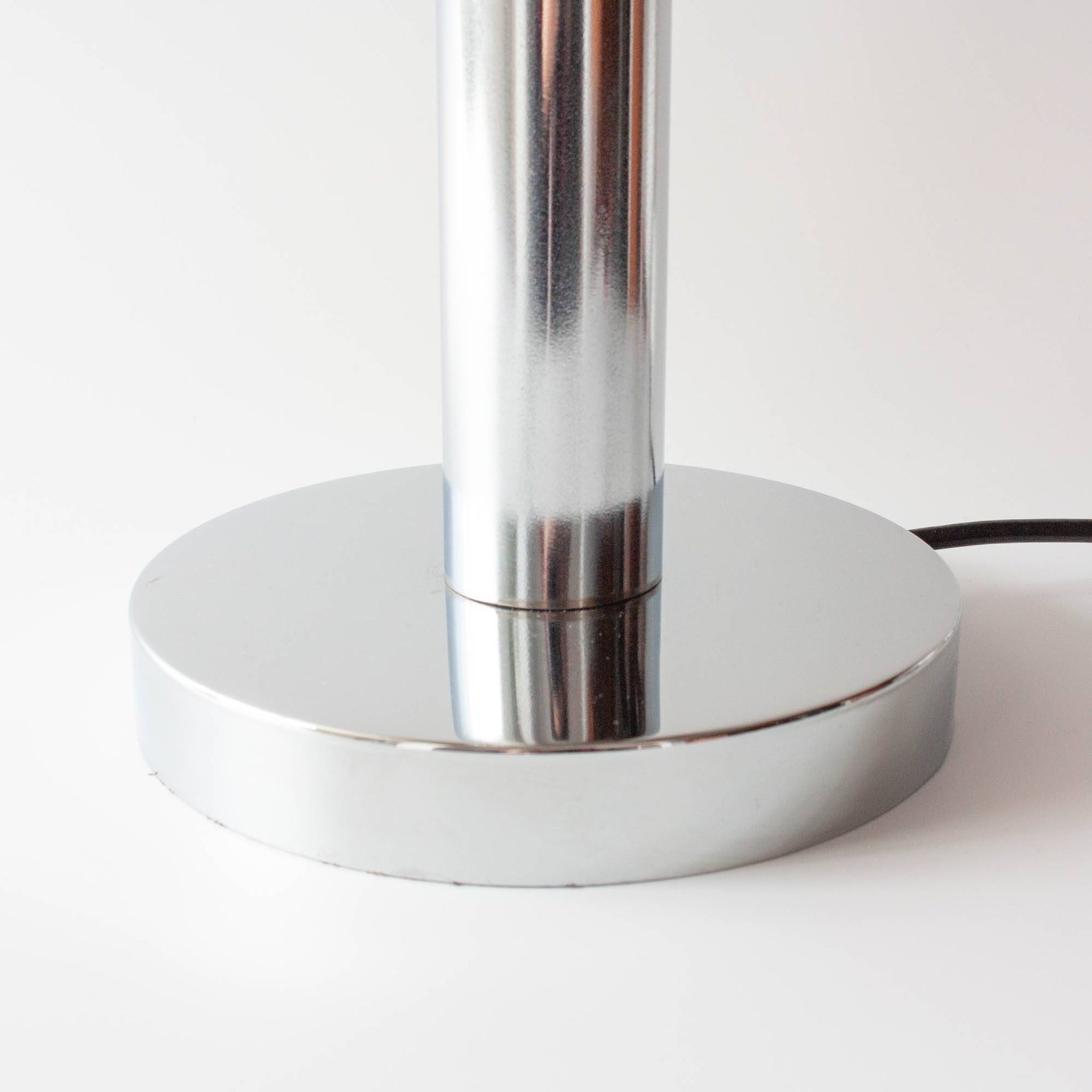 1940s Portuguese Art Deco Table Lamp with Gray Opaline Shade