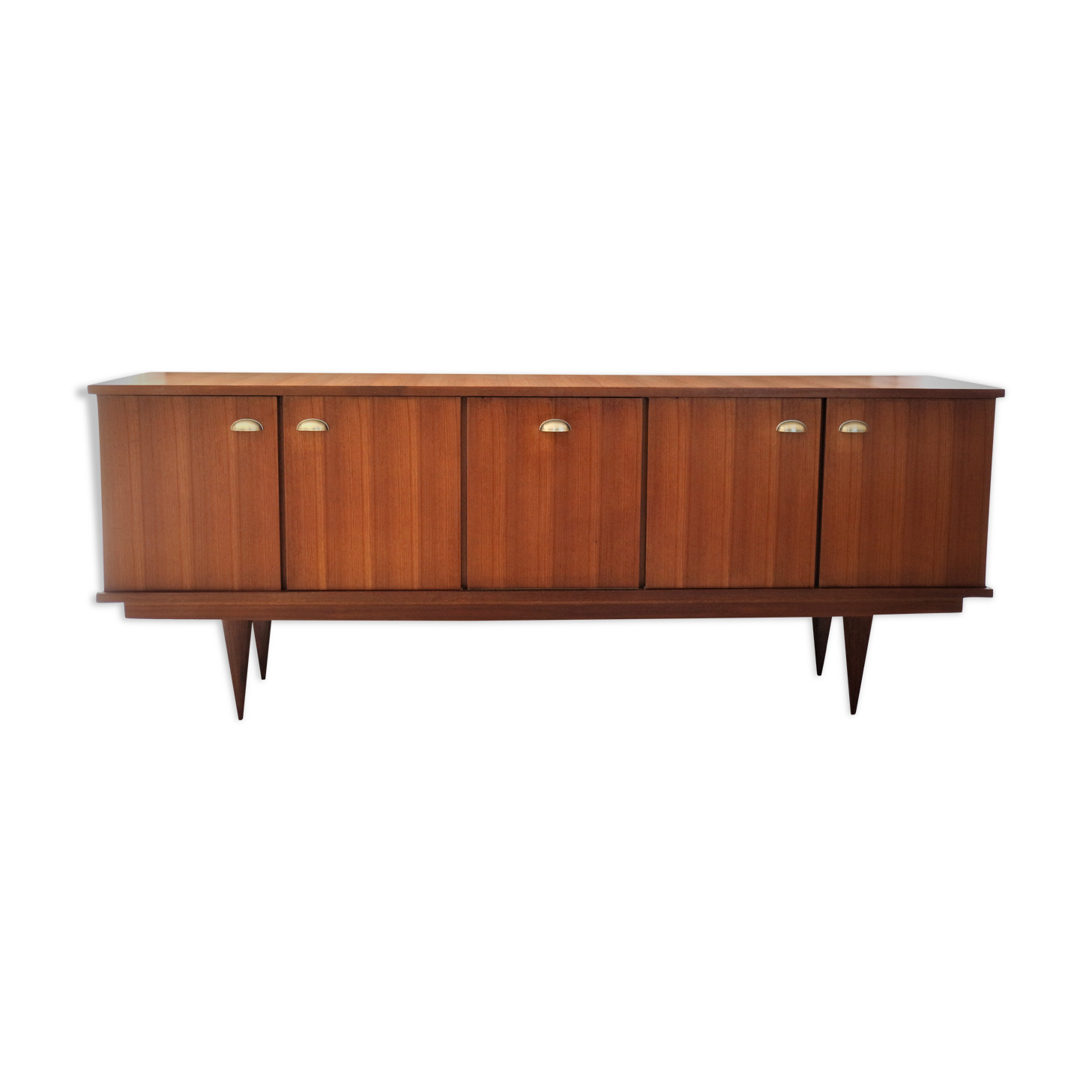 Scandinavian design in Malora teak