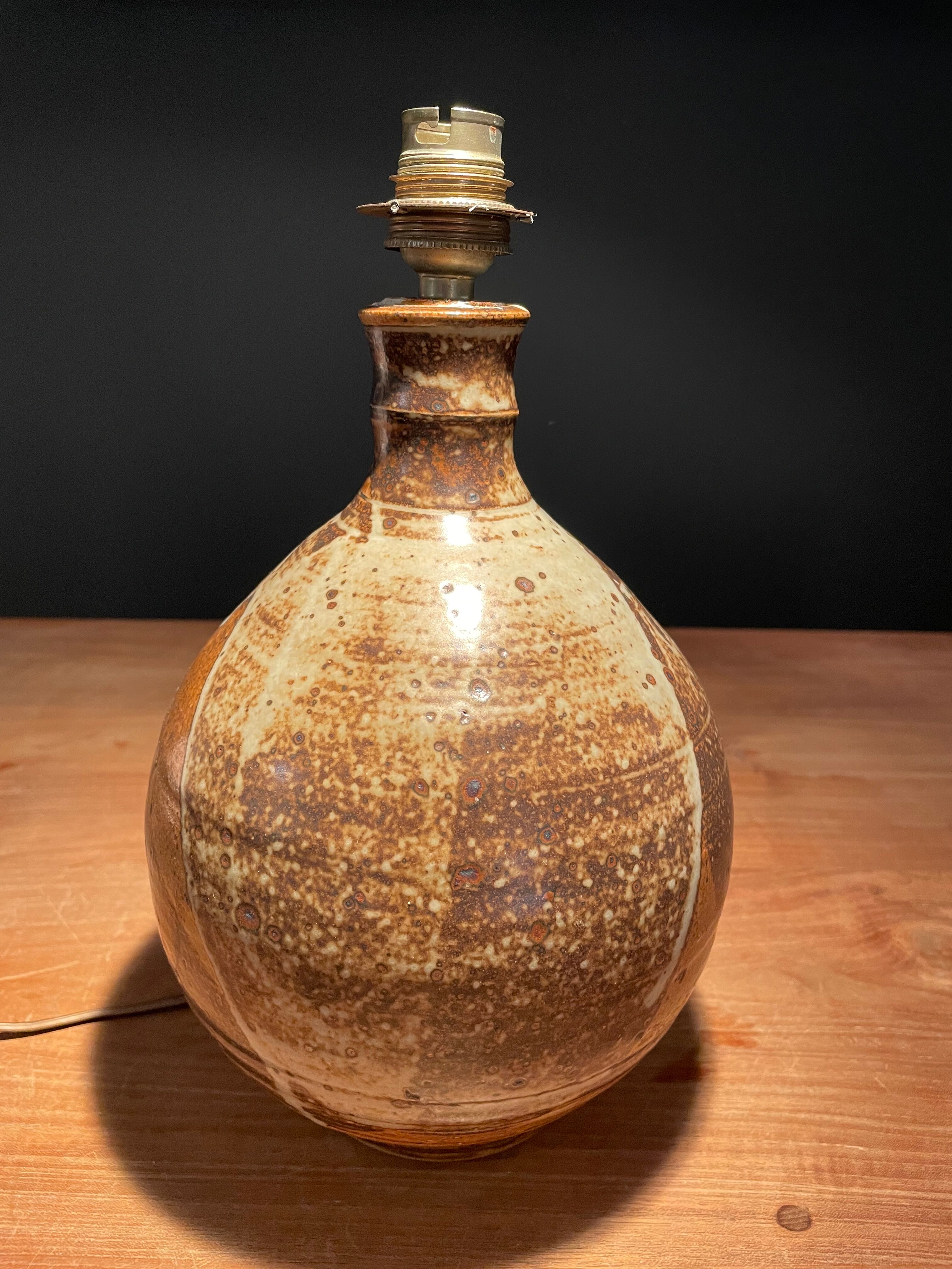 Beautiful ceramic table lamp signed La Salicorne