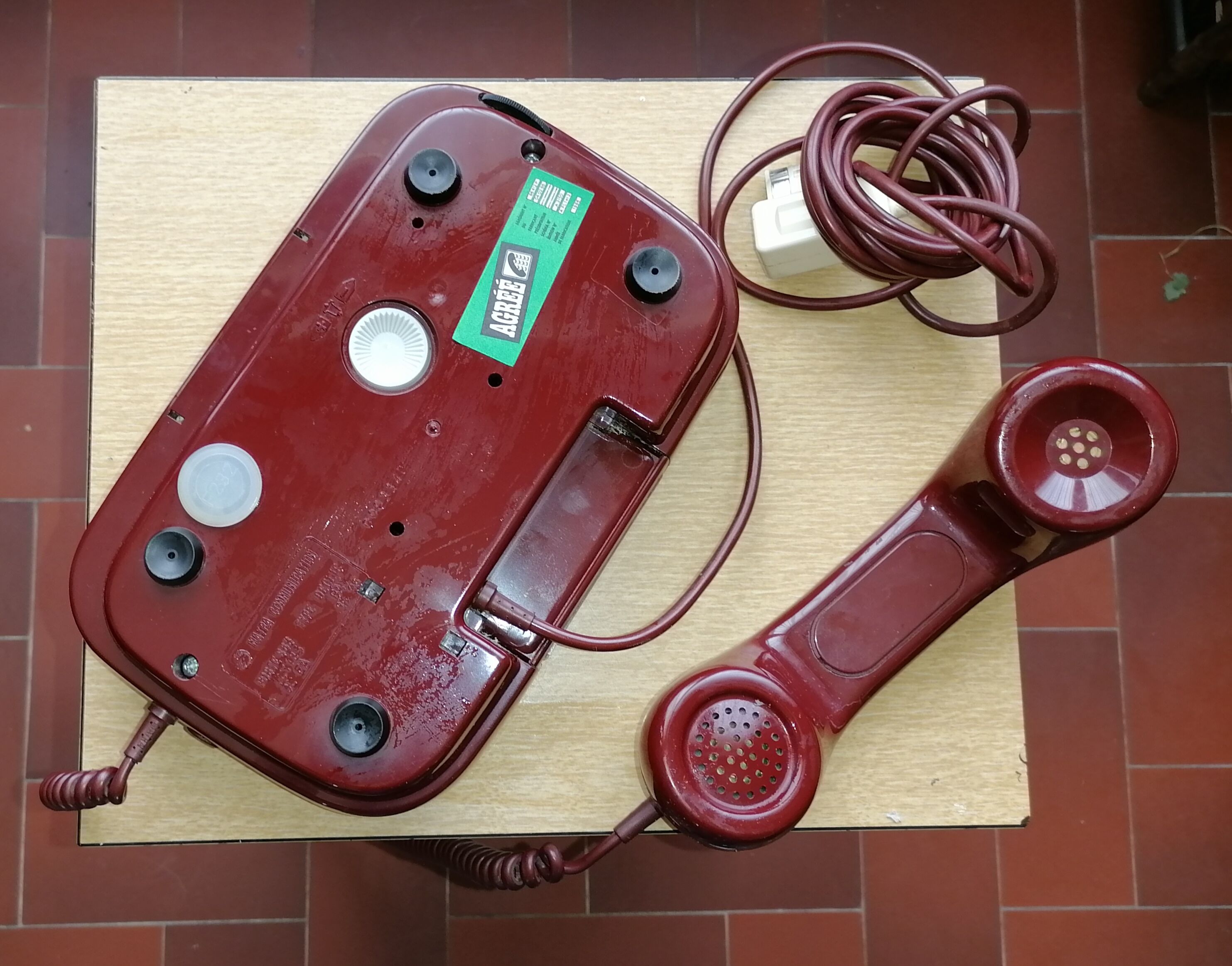 telephone