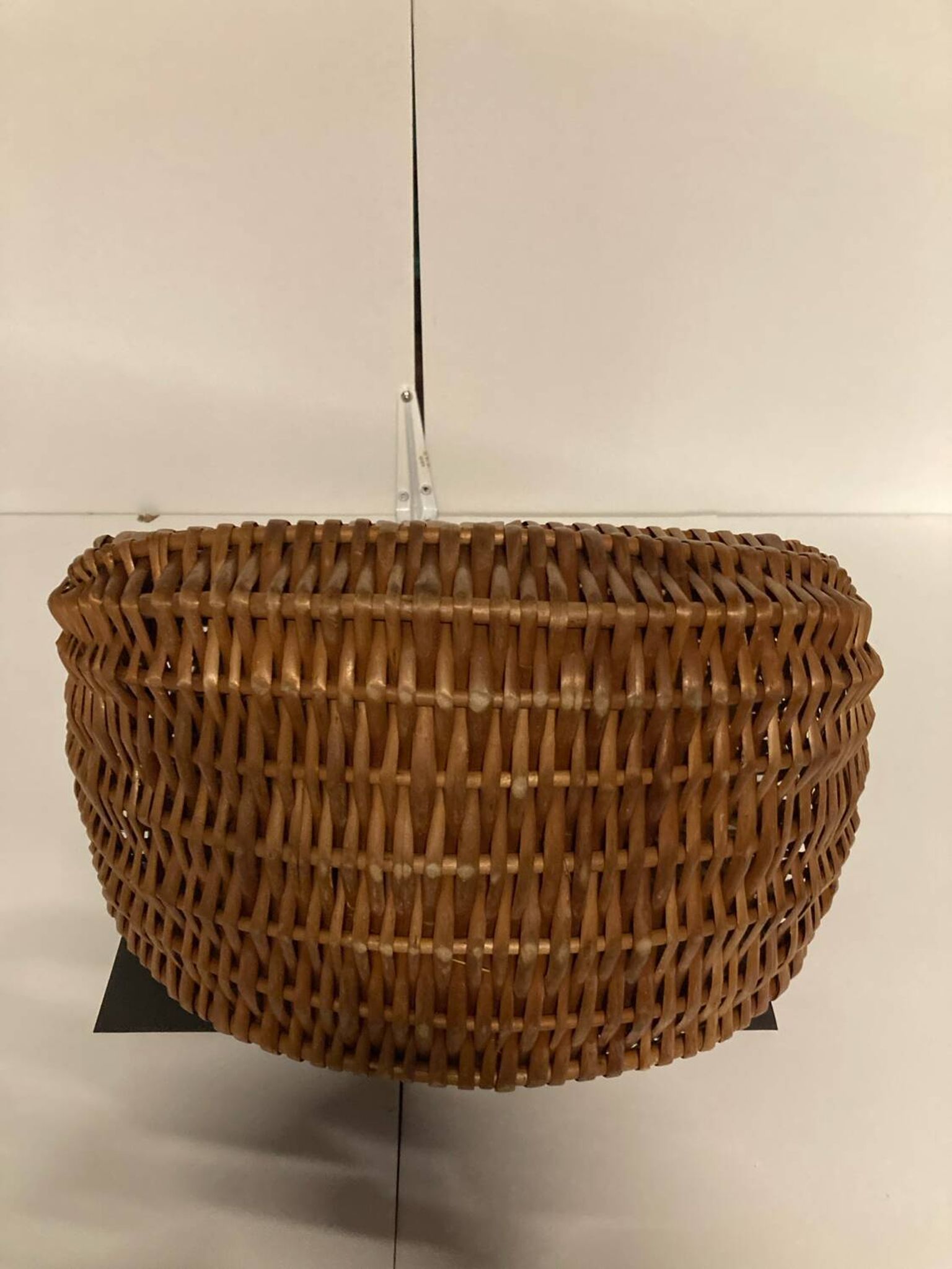 Vintage 70s wicker shopping basket