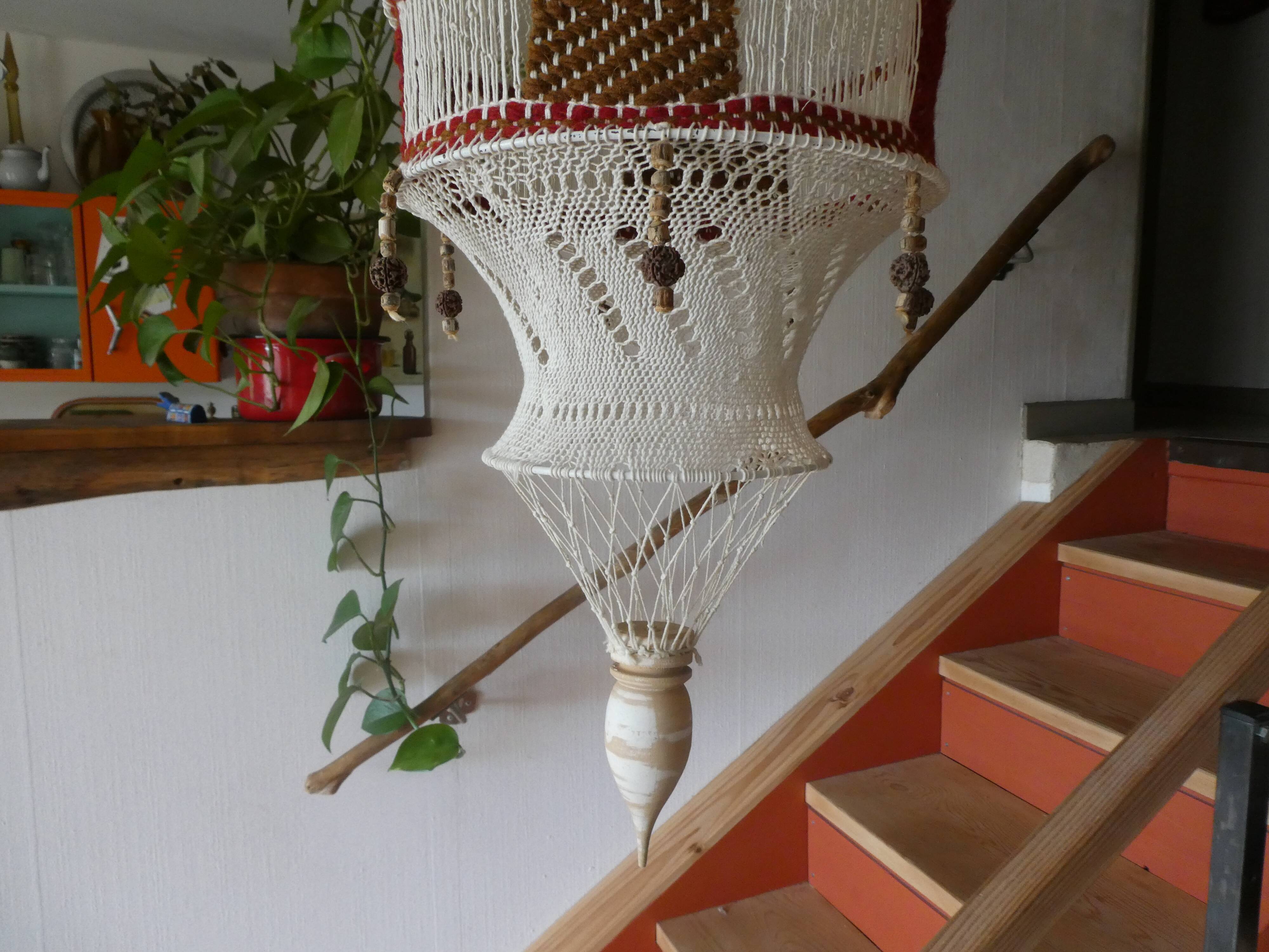 Large vintage macramé pendant lamp in cotton thread and wool, 120 cm.