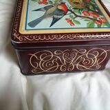 Iron box with bird's nest decor, very good condition