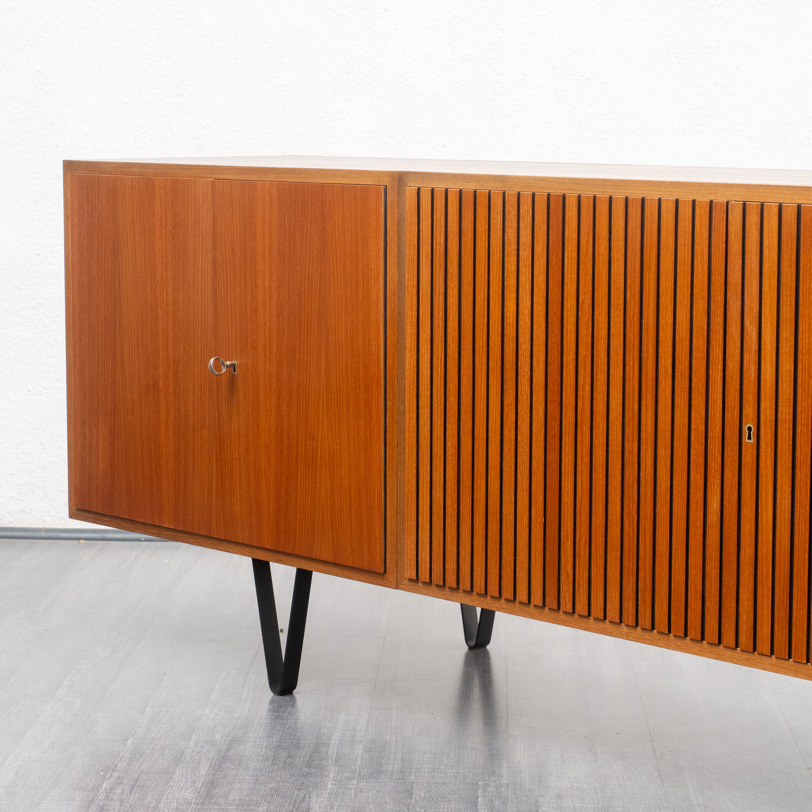Very large enfilade, 60s, teak, restored, 293cm