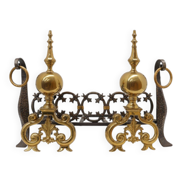 Pair of French Brass Firedogs and Wrought Iron Fireplace Grate, 20th Centur