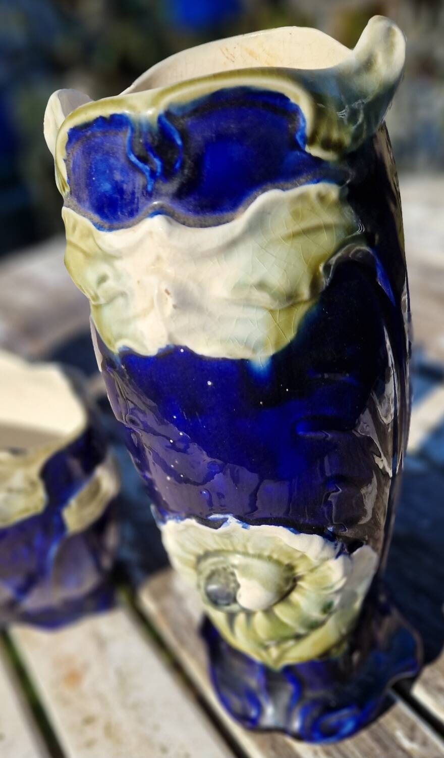 De Bruyn Fives Lille earthenware fireplace surround