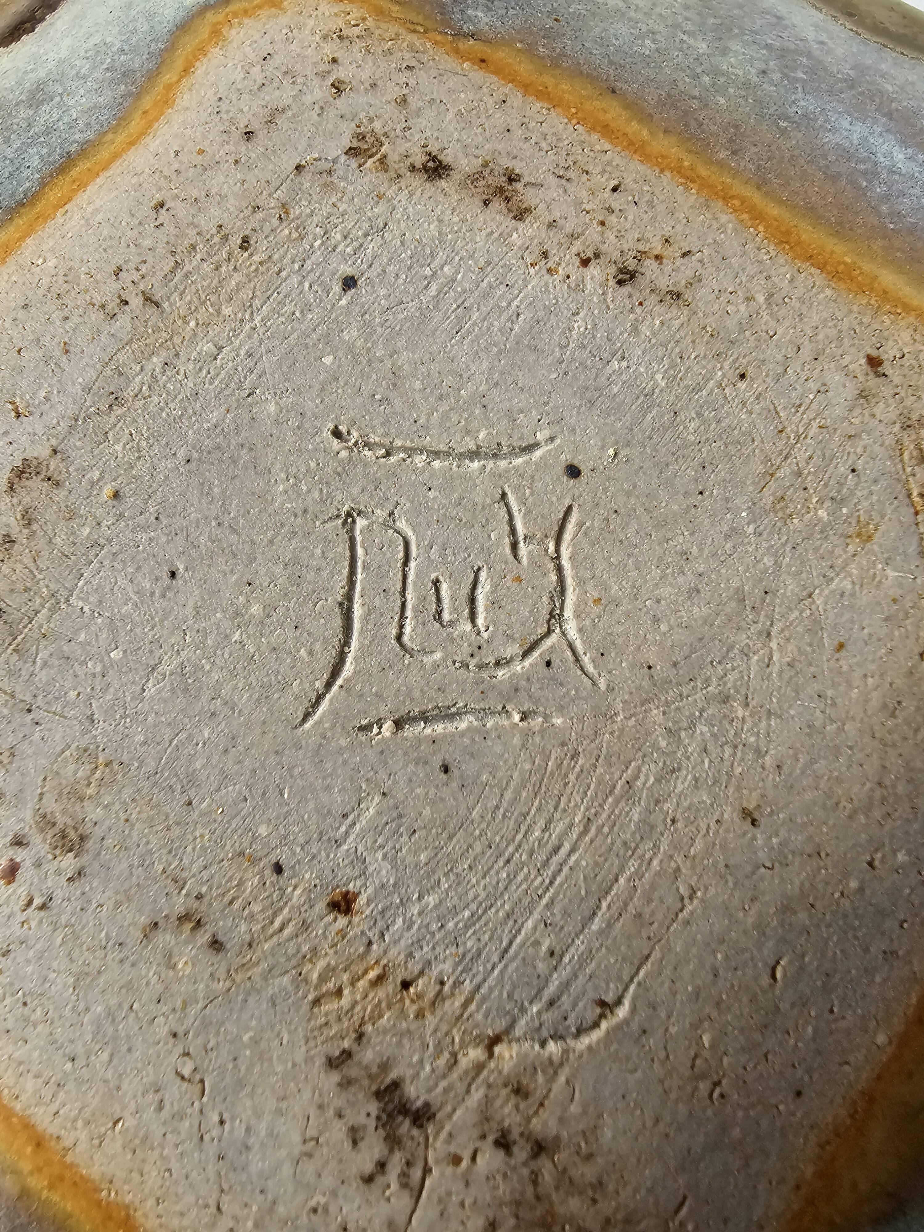 Vide poche en céramique signé Monogramme MUB