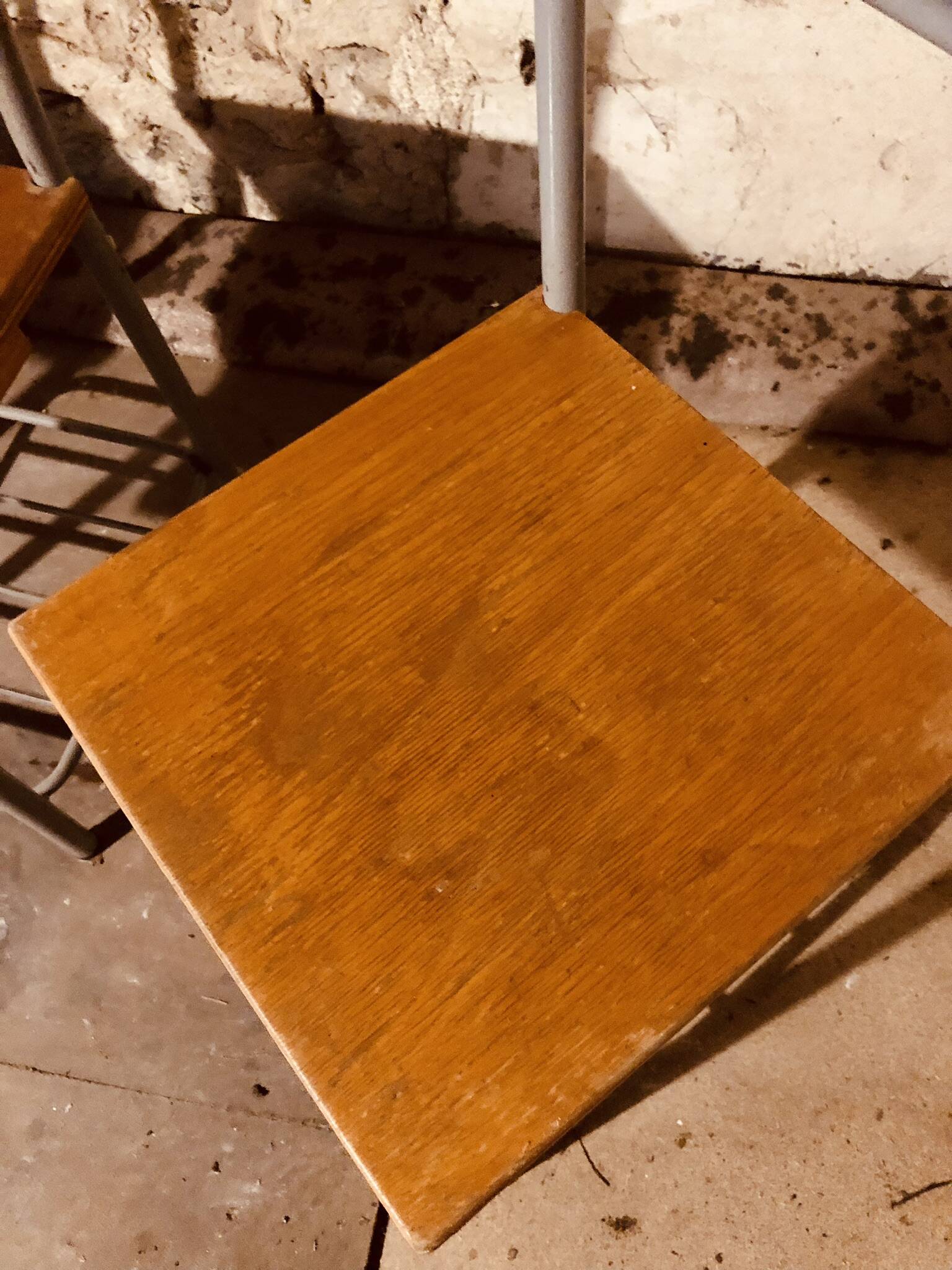 4 "Diana n° 325" designer chairs, 1950s boarding school chairs with drawers