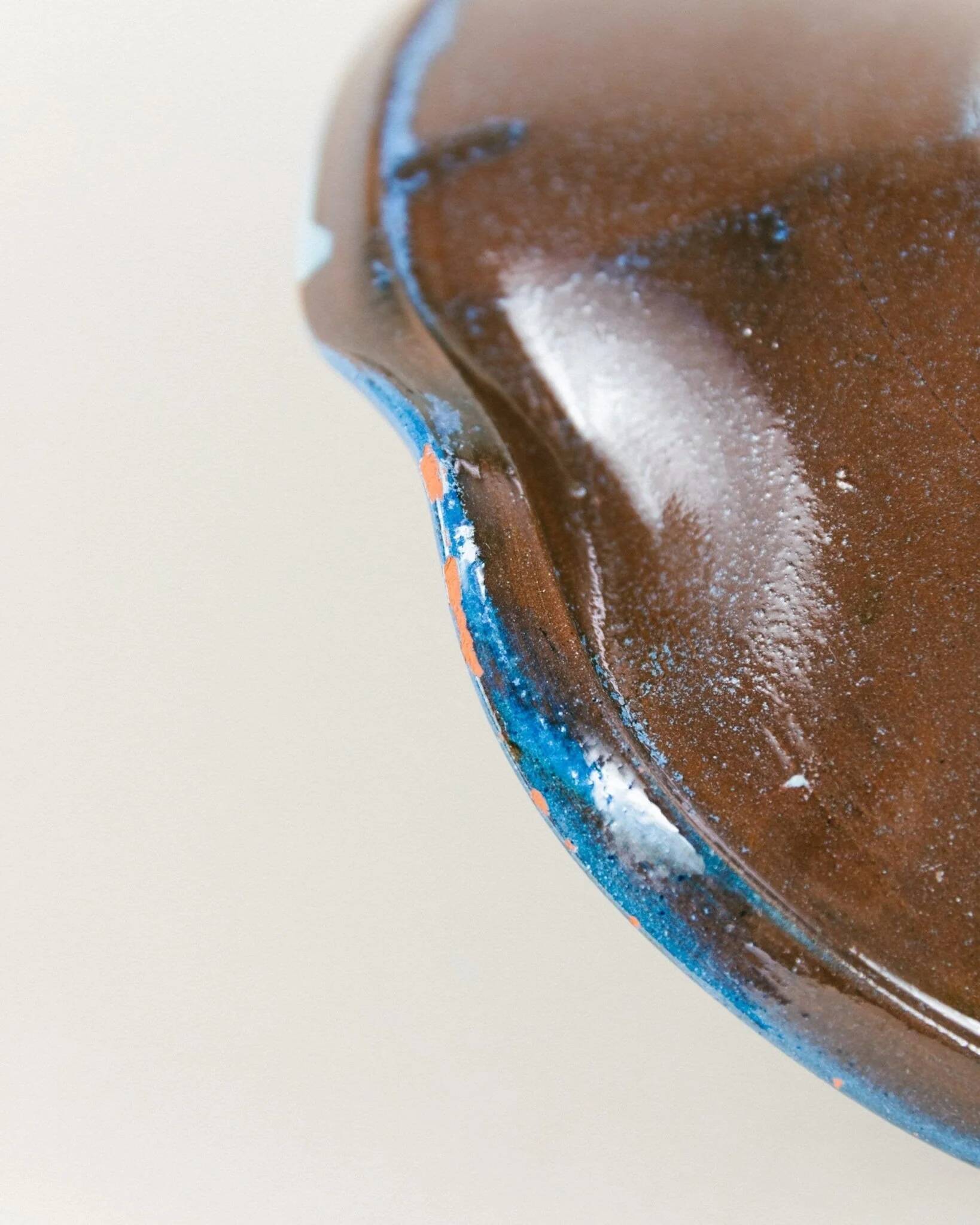 Multicolore glazed ceramic bowl, XL size, signed, Spanish mid-century design (60s-70s) ideal fruit centerpiece