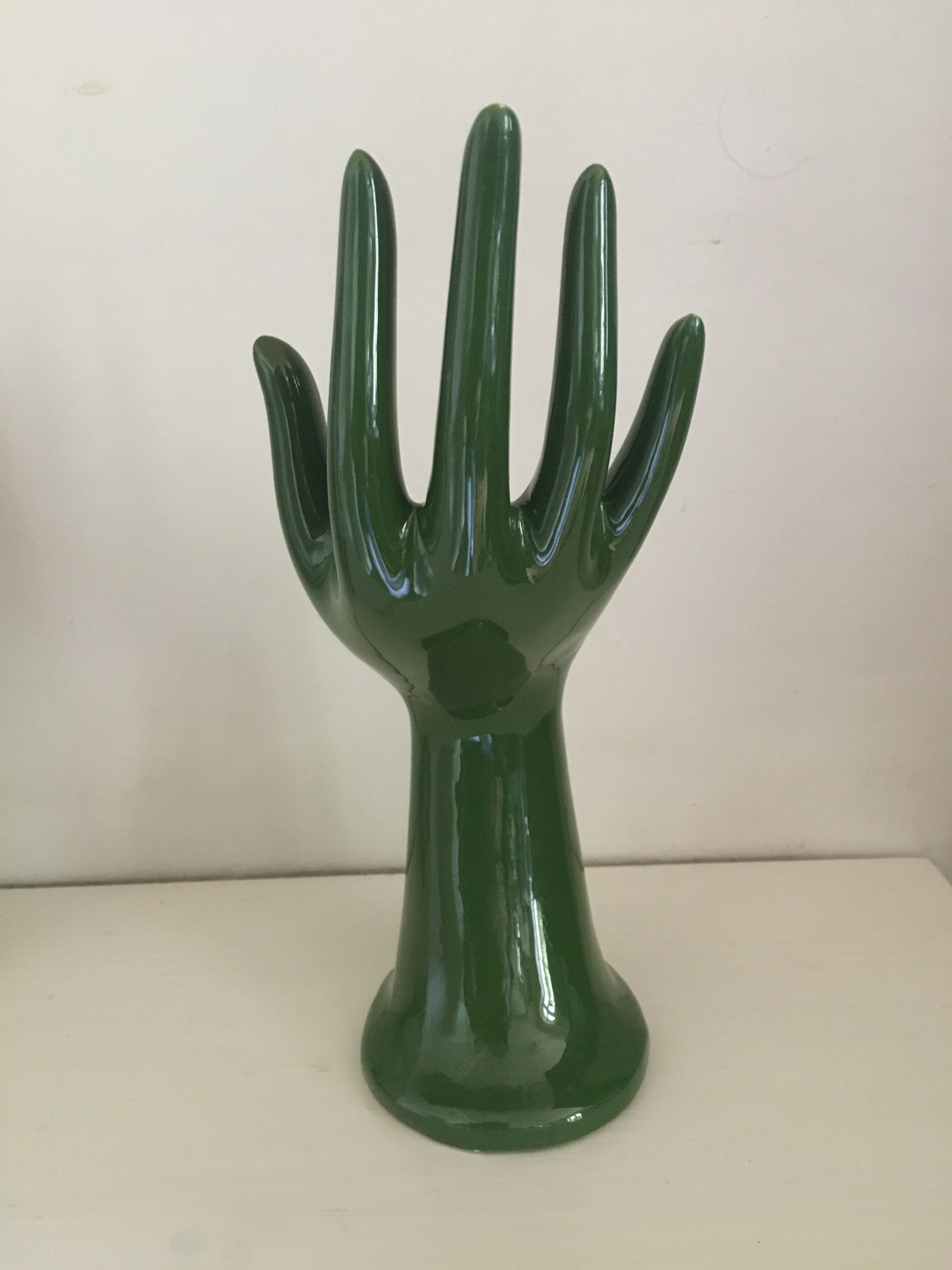Hand baguier green ceramic 70s