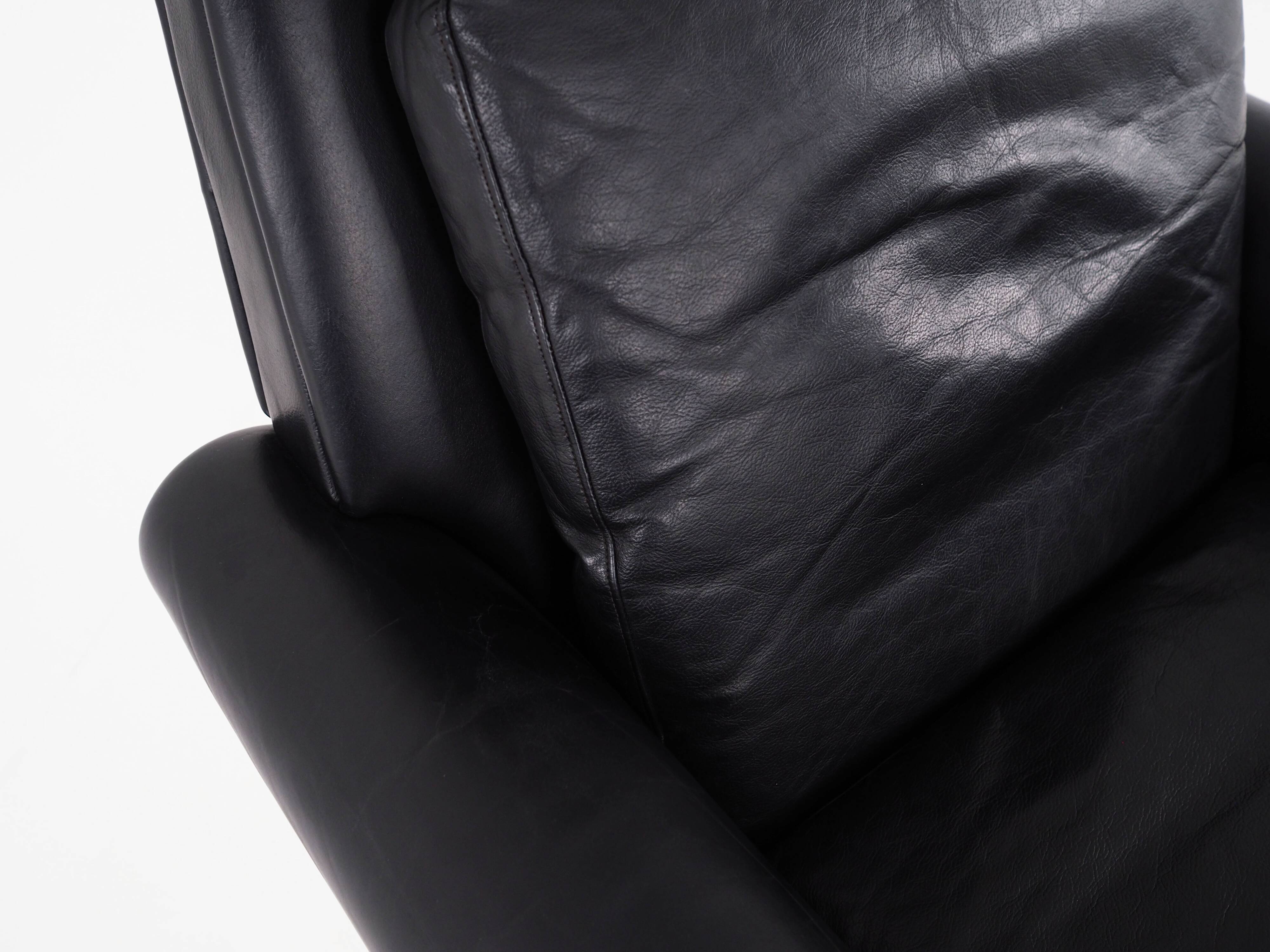 Black leather armchair, Danish design, 1970s, production: Denmark