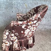 Napoleon III toad chair – Antique structure, floral fabric