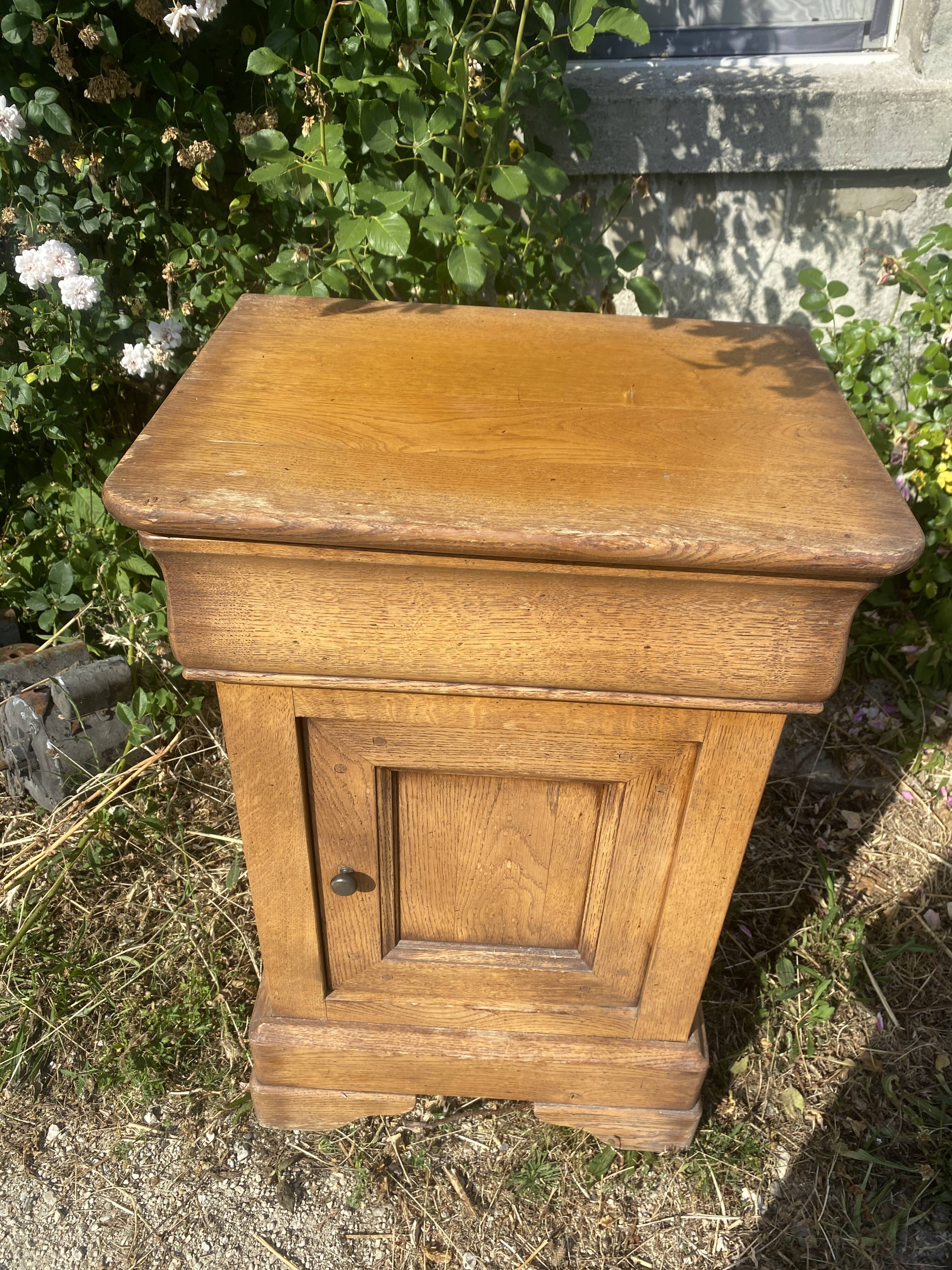 occasional furniture