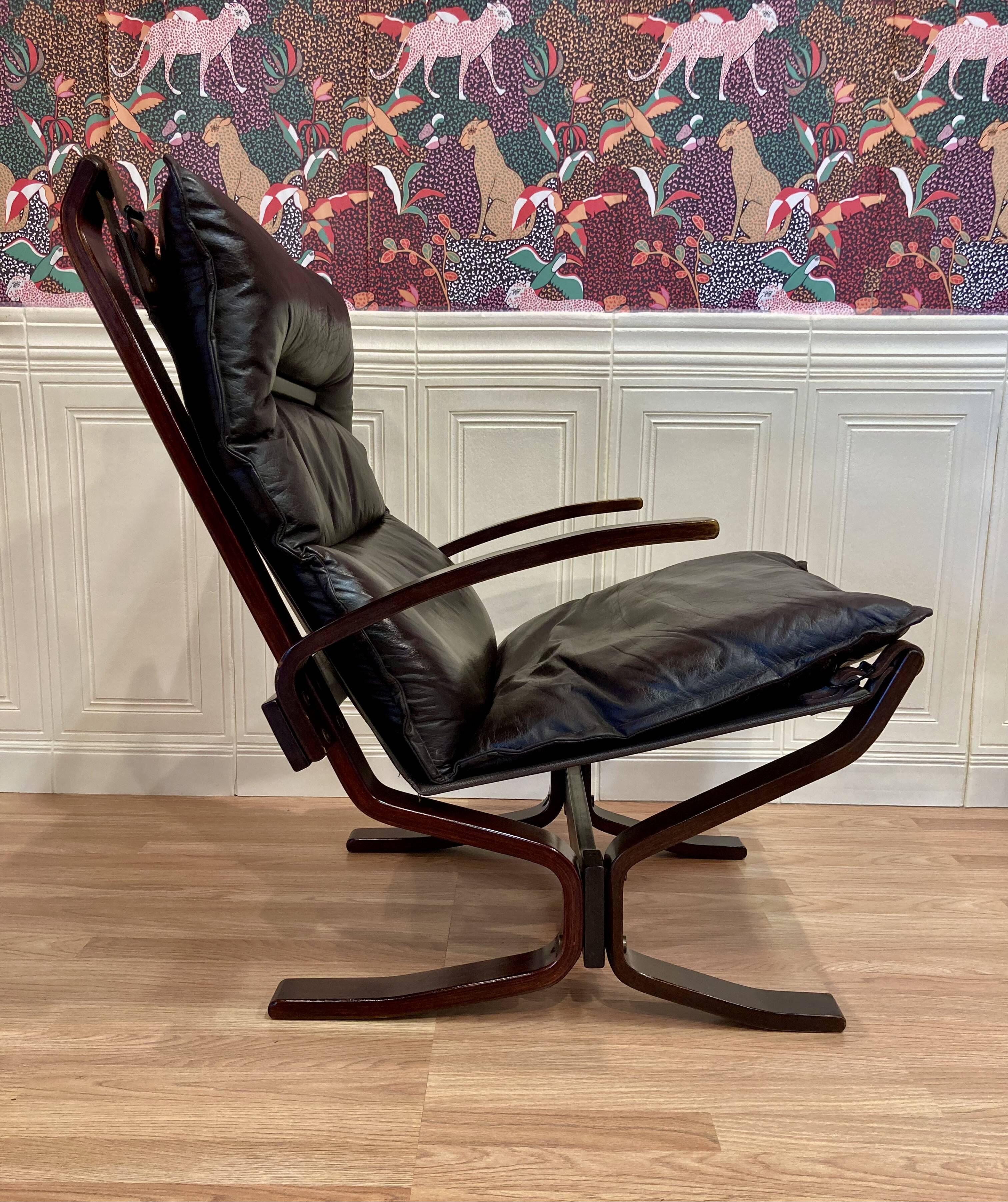 Duo de fauteuils cuir "design scandinave" 1950 "Ingmar Relling".