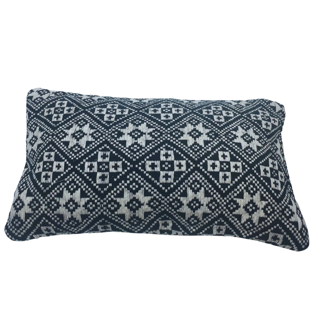 Marine Dokmai cushion