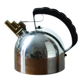 Melodic alessi kettle by Richard Sapper