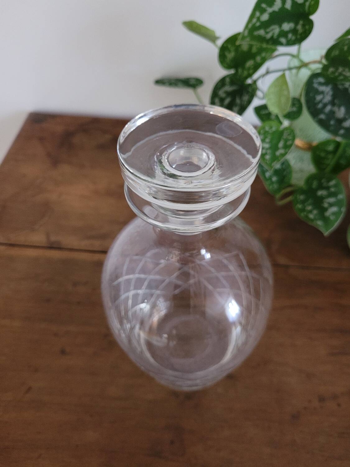 Carafe No. 1 in chiseled crystal