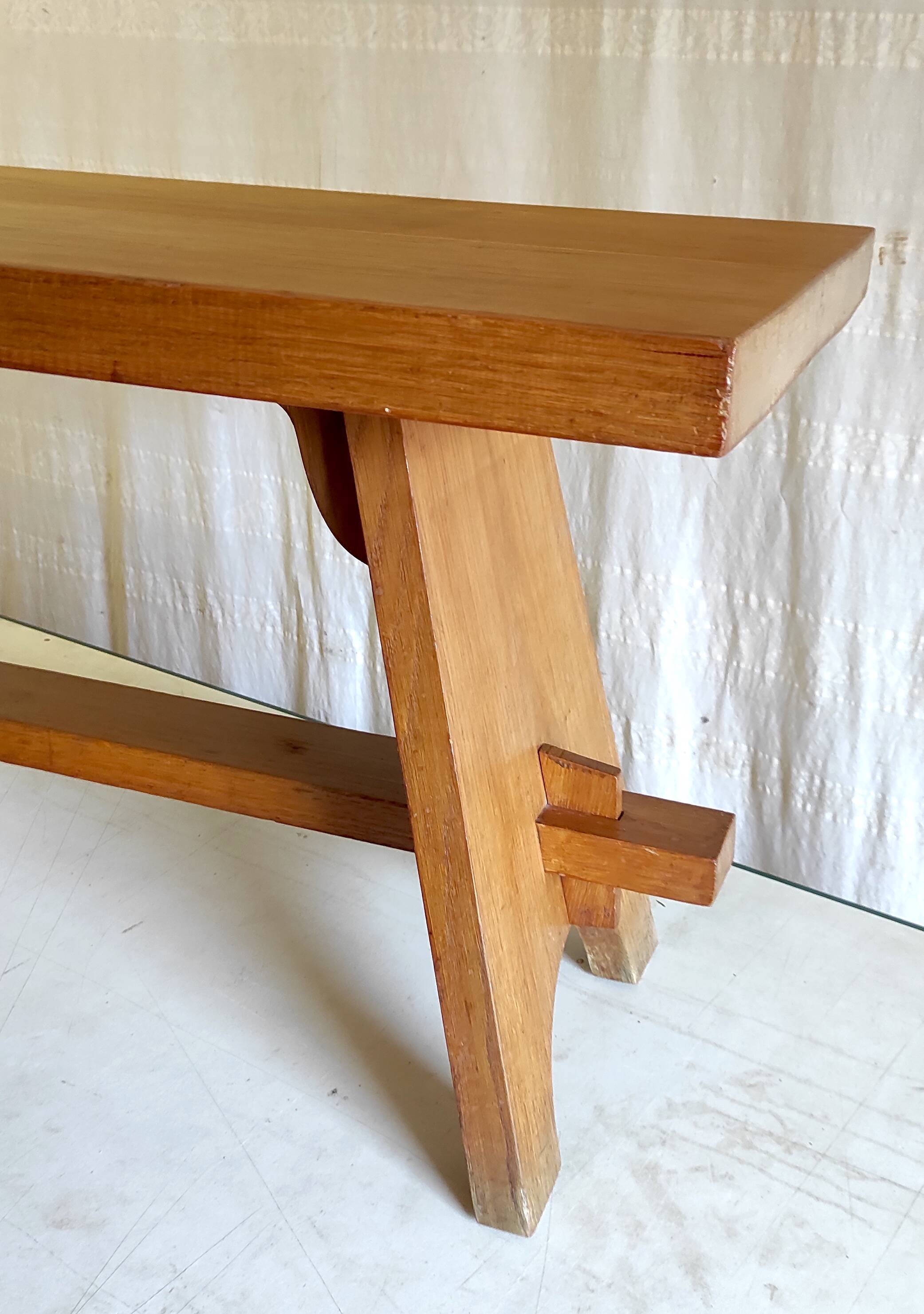 Solid oak coffee table - 1950s