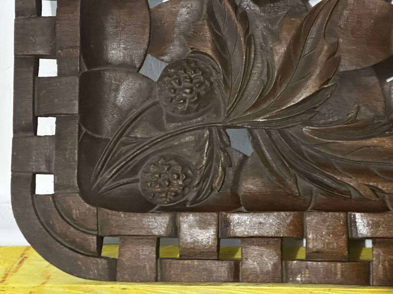 Grand Plateau/ Vintage 1950s Ashtray in Carved Wood