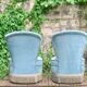 Paire de fauteuils crapaud capitonnés velours bleu vintage 1970