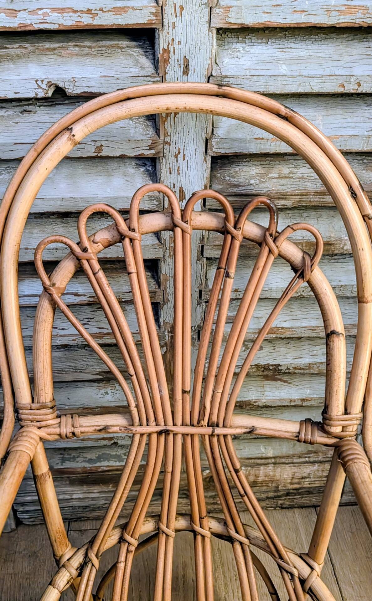 CHILDREN'S CHAIR IN RATTAN