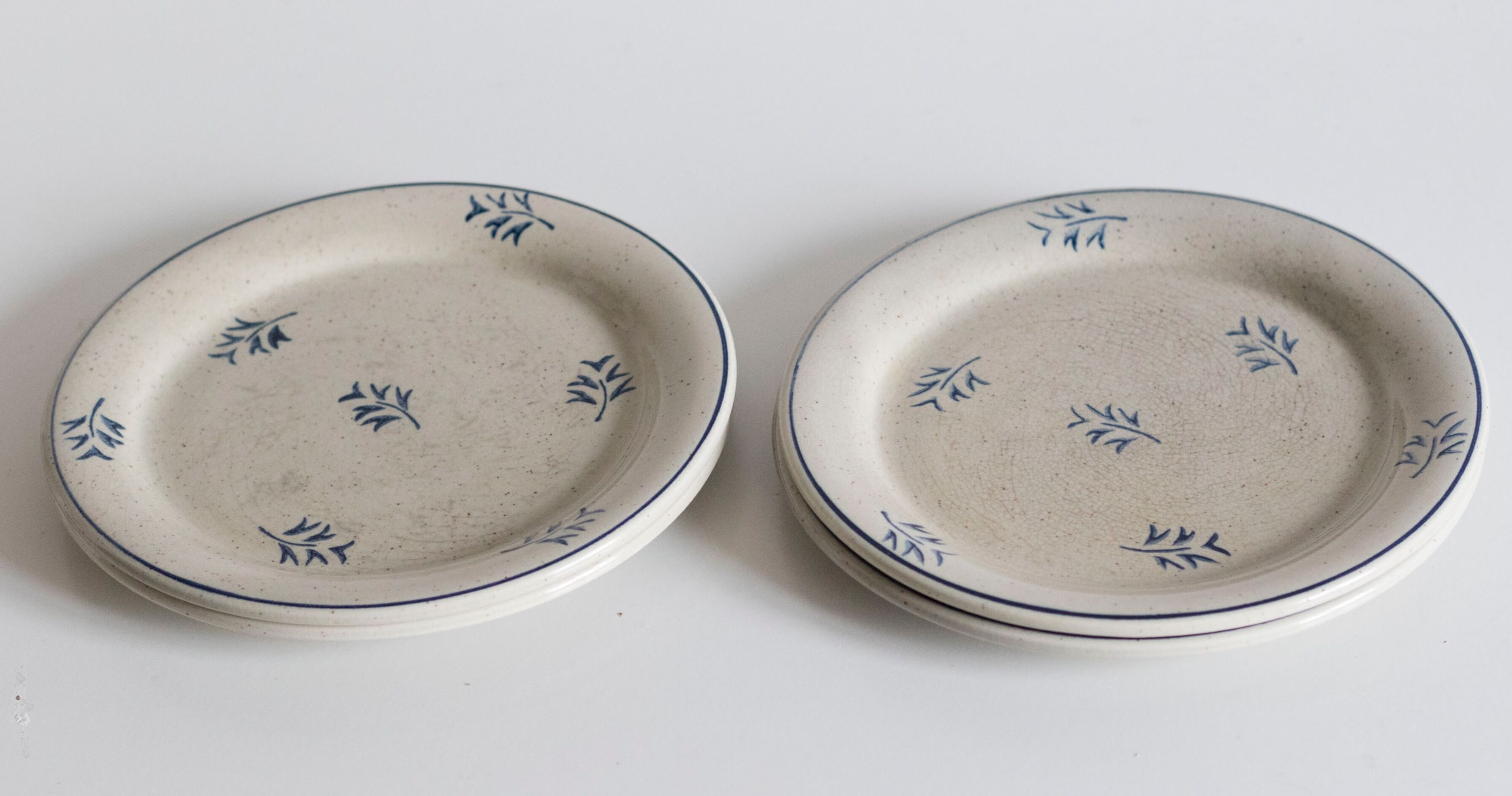 4 plates with earthenware desserts from St Amand