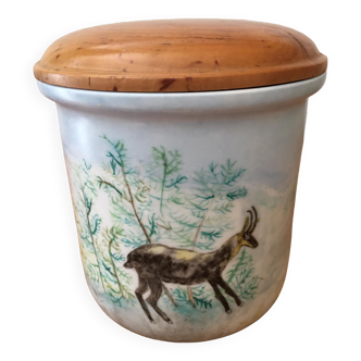 Opaline pot hand painted in 1991. Signed X. Trottier. “Chamois” pattern. Waterproof wooden lid