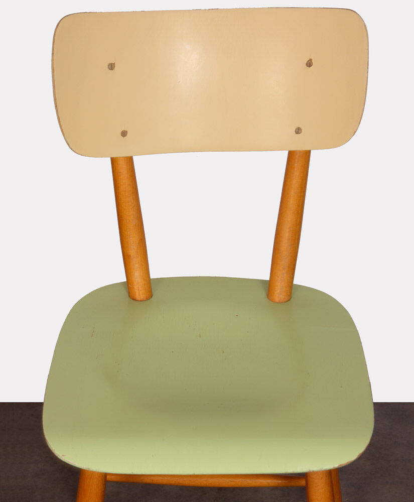 Chaise vintage en bois pour le fabricant Ton, 1960