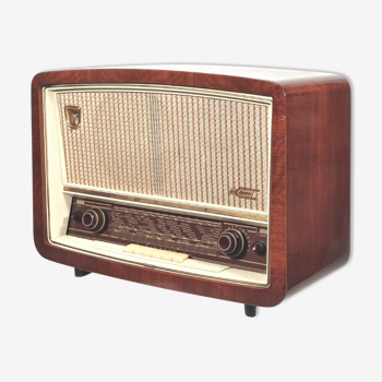 Vintage Bluetooth radio: Telefunken Andante 63 from 1962