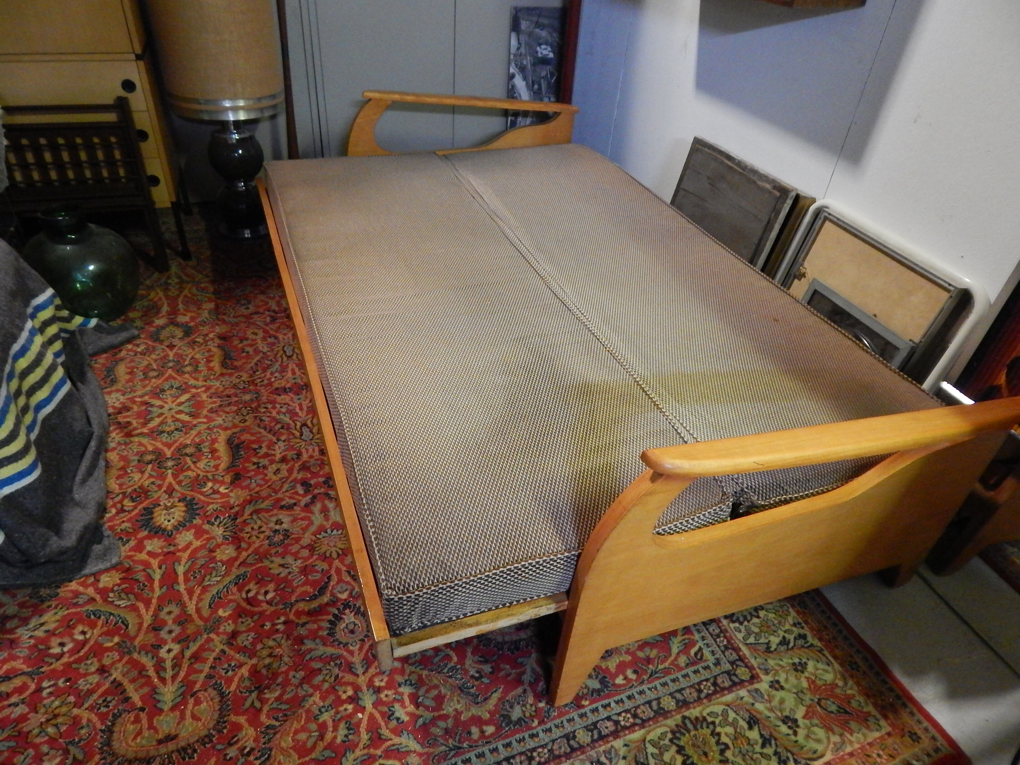 Vintage convertible sofa year 50