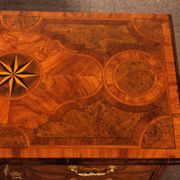 Mazarine chest of drawers from the early 18th century
