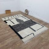 Azilal Berber rug in handmade wool 236 X 156 CM