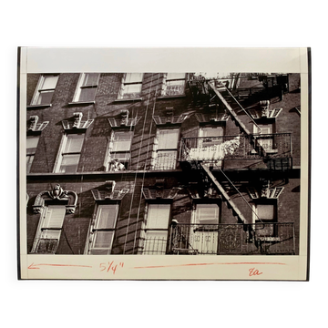 Un regard suspendu Escalier de secours d'appartements New York City – 1953