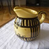 Advertising pitcher