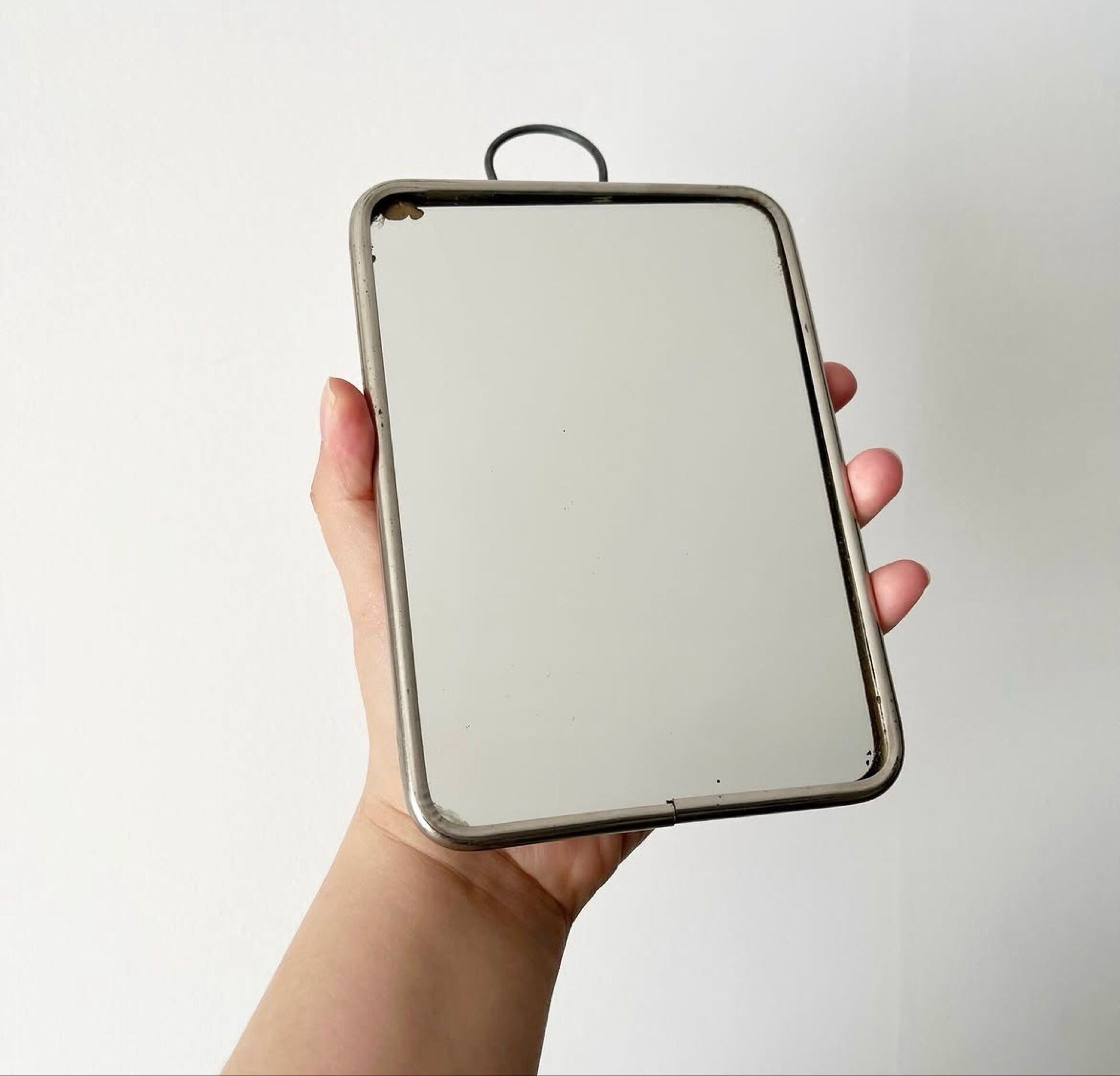 Barber mirror