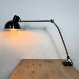 Lampe de bureau, d'atelier industriel en tôle émaillée noire, années 1950