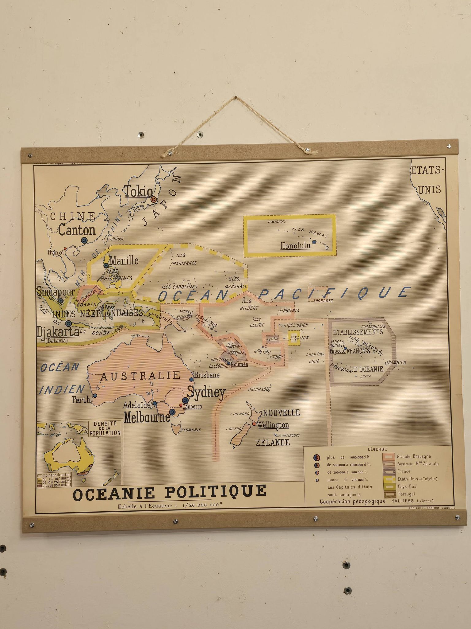Ancienne carte de géographie carte d'école Océanie politique et physique co