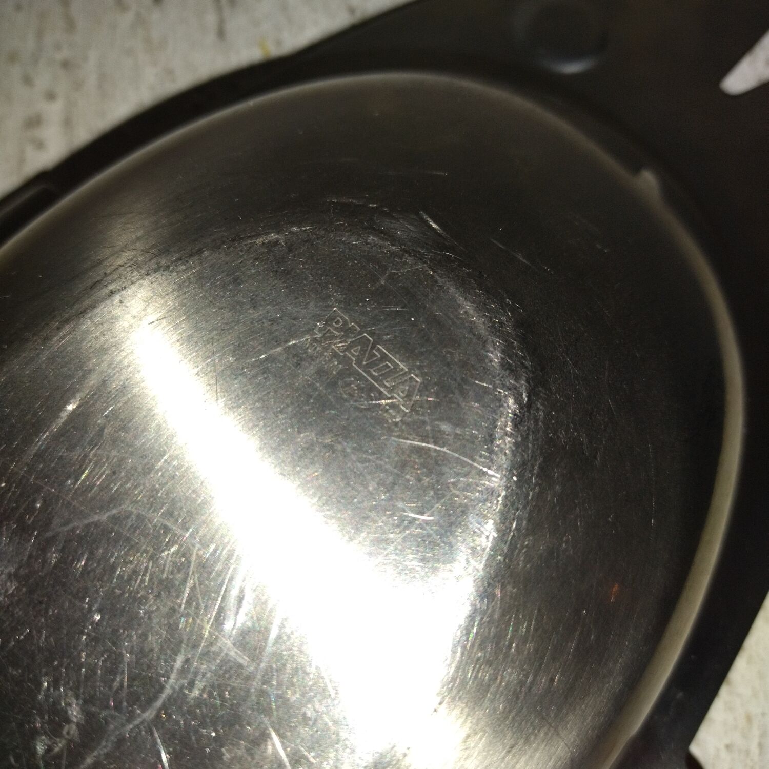 Design stainless steel cut Piazza Italy