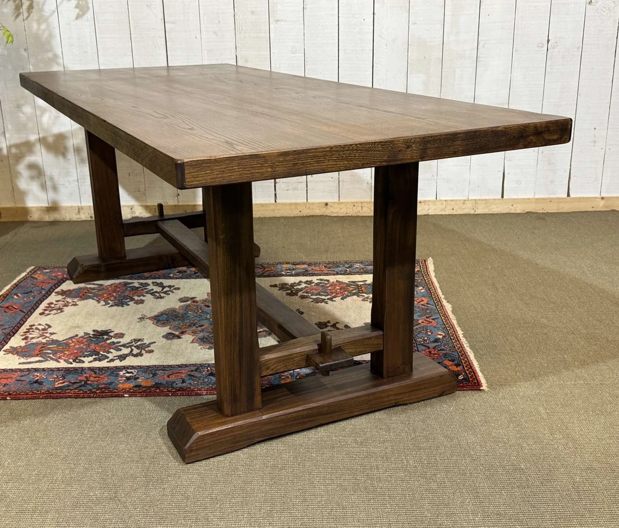 Table style monastère en orme, années 1970