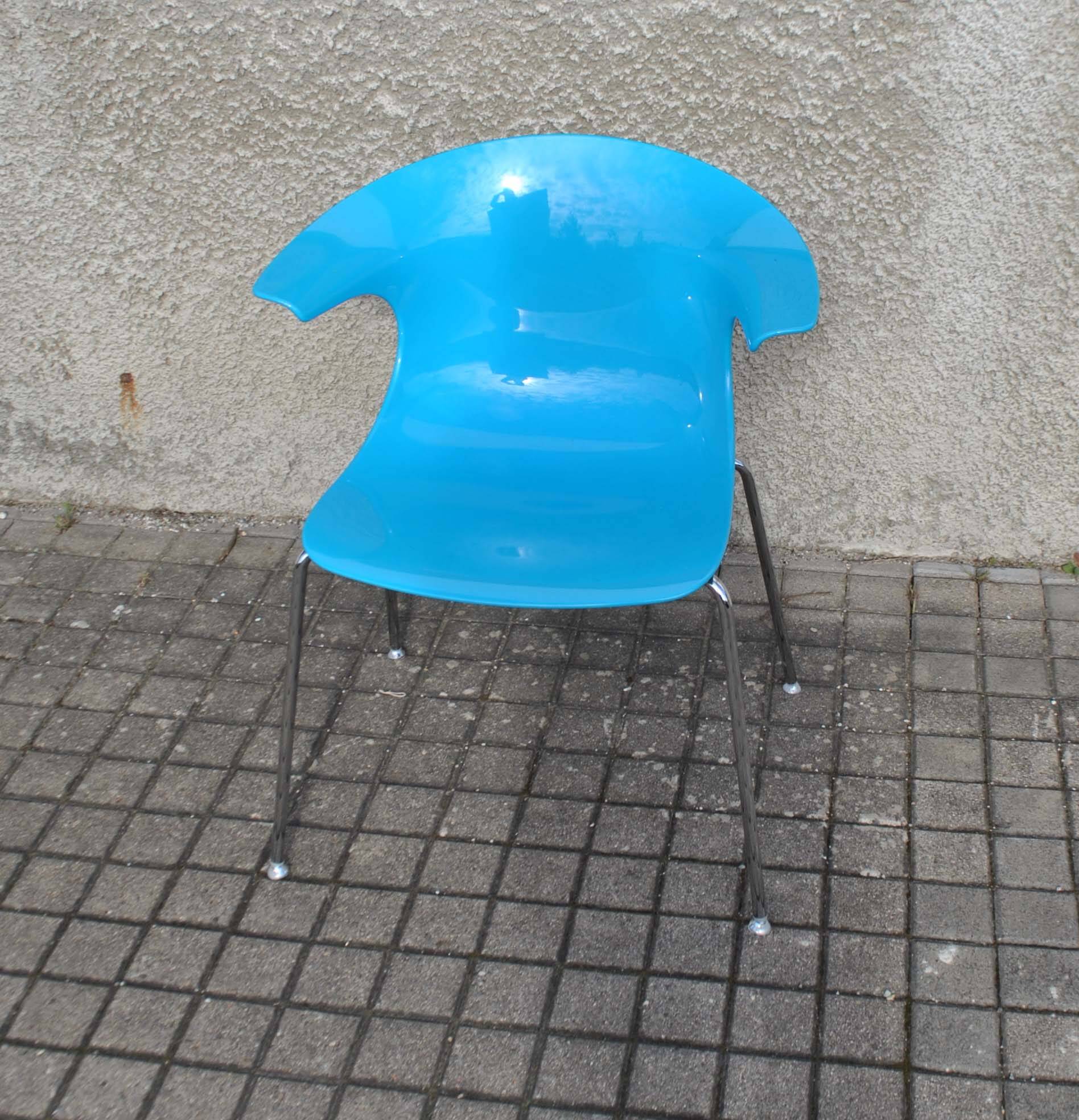 LOOP armchair - Scandinavian DESIGN chair by Claus Breinholt (Danish) Infiniti - blue polypropylene