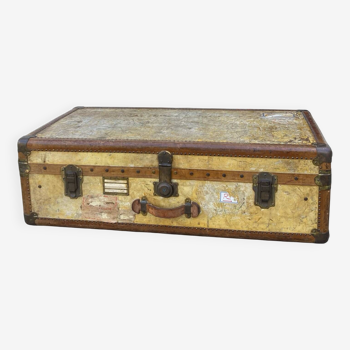 XXL travel trunk from the 19th century