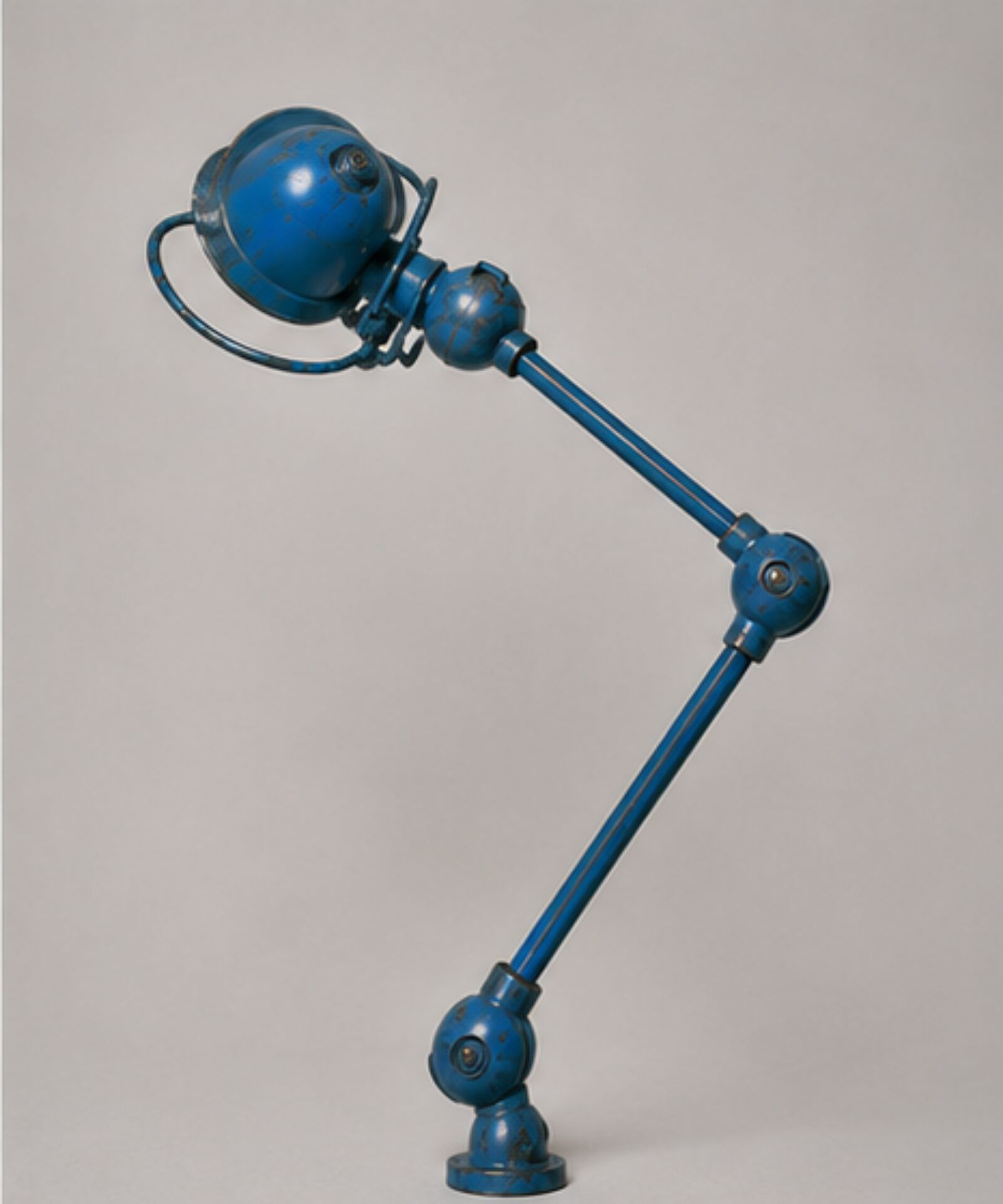 Jielde lamp with 2 arms