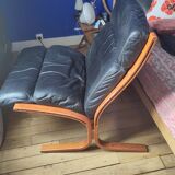 Pair of black leather Siesta armchairs Ekornes Ingmar Relling Norway 1960