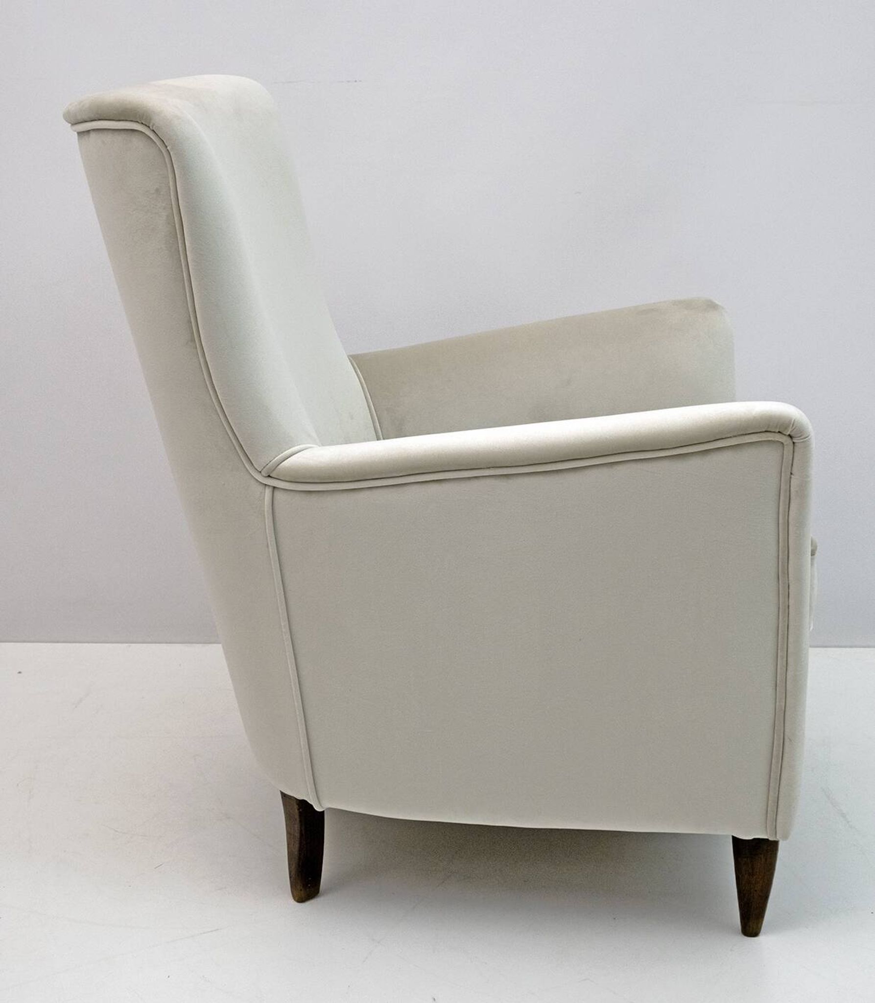 Pair of Gio Ponti Style Mid-Century Modern Italian Velvet Armchairs for Isa